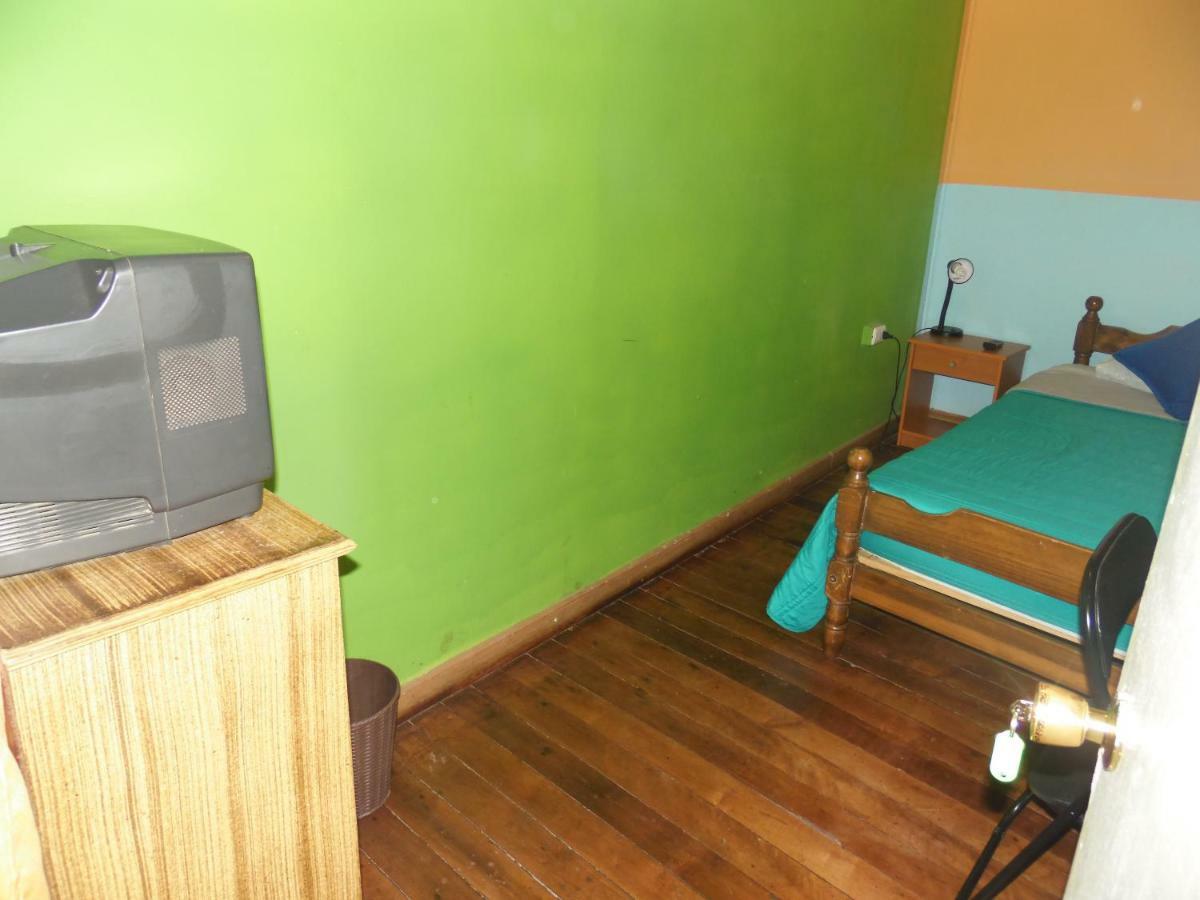 Hostal Tricontinental Valparaíso Buitenkant foto