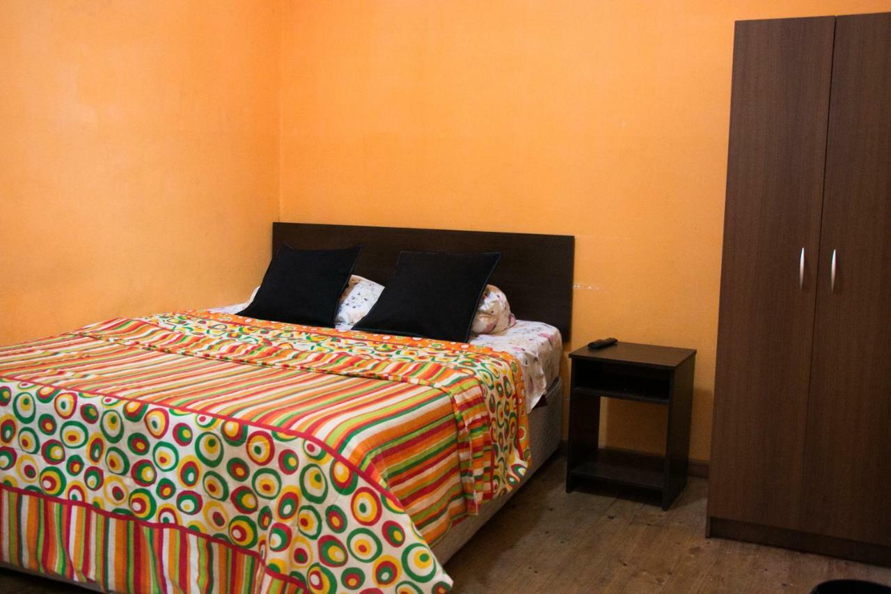 Hostal Tricontinental Valparaíso Buitenkant foto