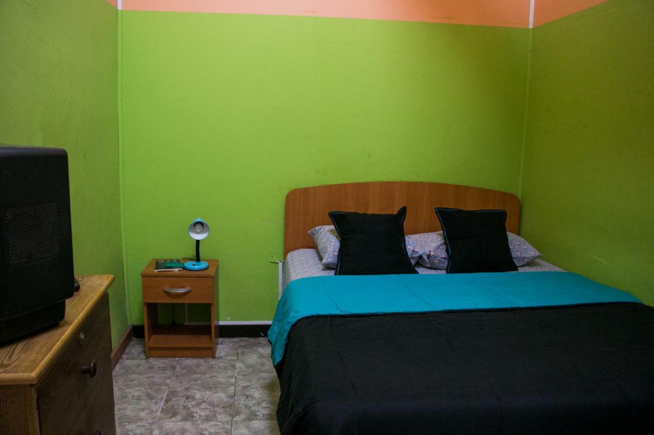 Hostal Tricontinental Valparaíso Buitenkant foto